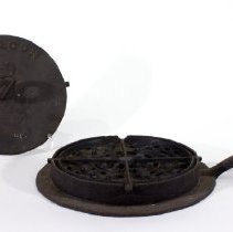 3-piece waffle iron -  lid & base